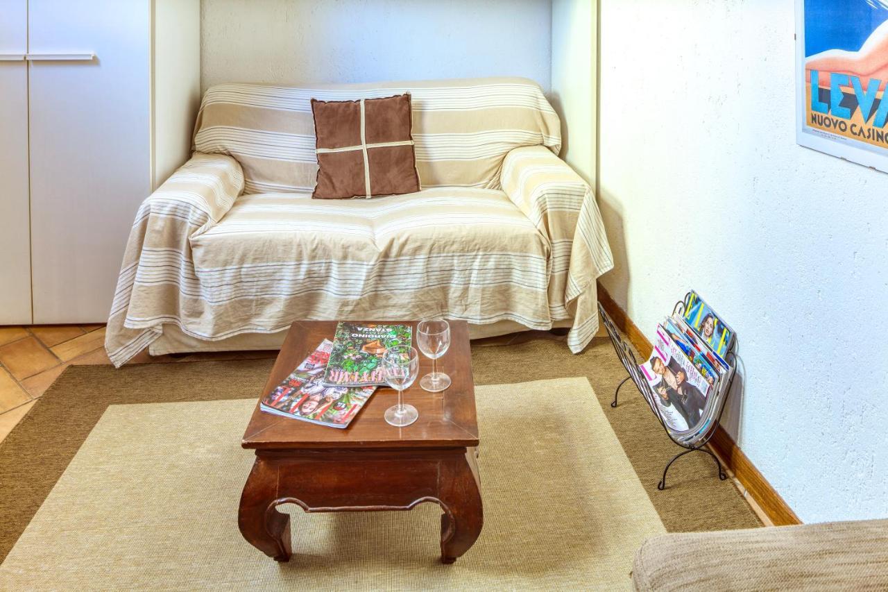 Mario Apartment With Garden 莱万托 外观 照片